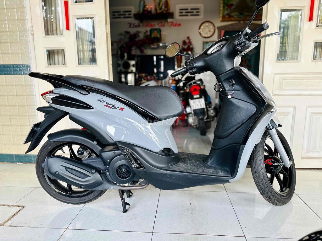 CẦN BÁN LIBERTY 2024 LƯỚT NHƯ MỚI 4700km. Mua bán Xe máy tại Huyện Thống Nhất Đồng Nai được đăng bởi dat hình 7
