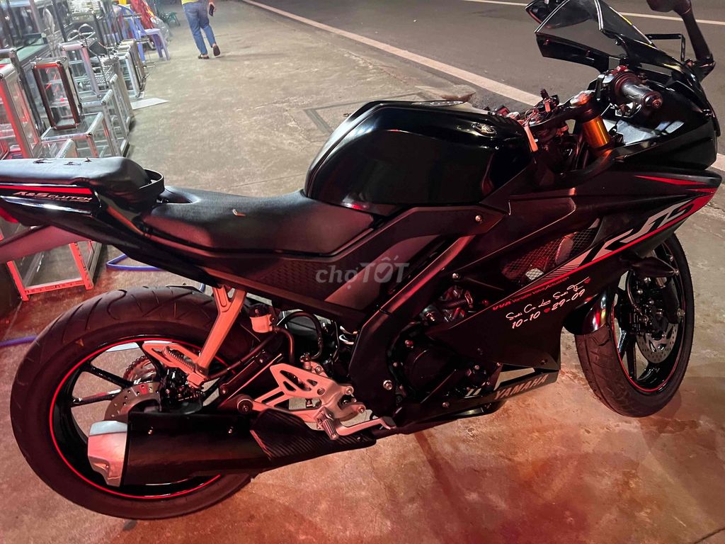 R15 xe siêu cọp, zin nguyên bản, odo chuẩn 9800km. Mua bán Xe máy tại Thị xã Tân Uyên Bình Dương được đăng bởi Maria Ngọcc hình 7