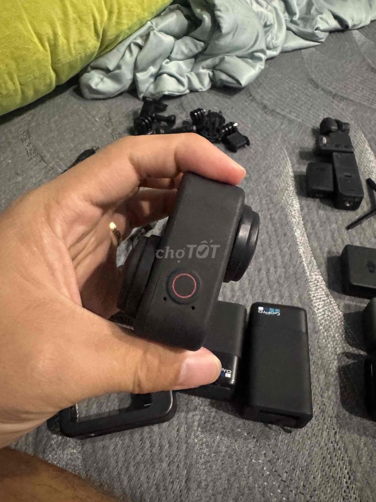 Máy quay hành động DJI Osmo Action 1 Xám. Mua bán Máy ảnh, Máy quay tại Quận 8 Tp Hồ Chí Minh được đăng bởi bi hình 1