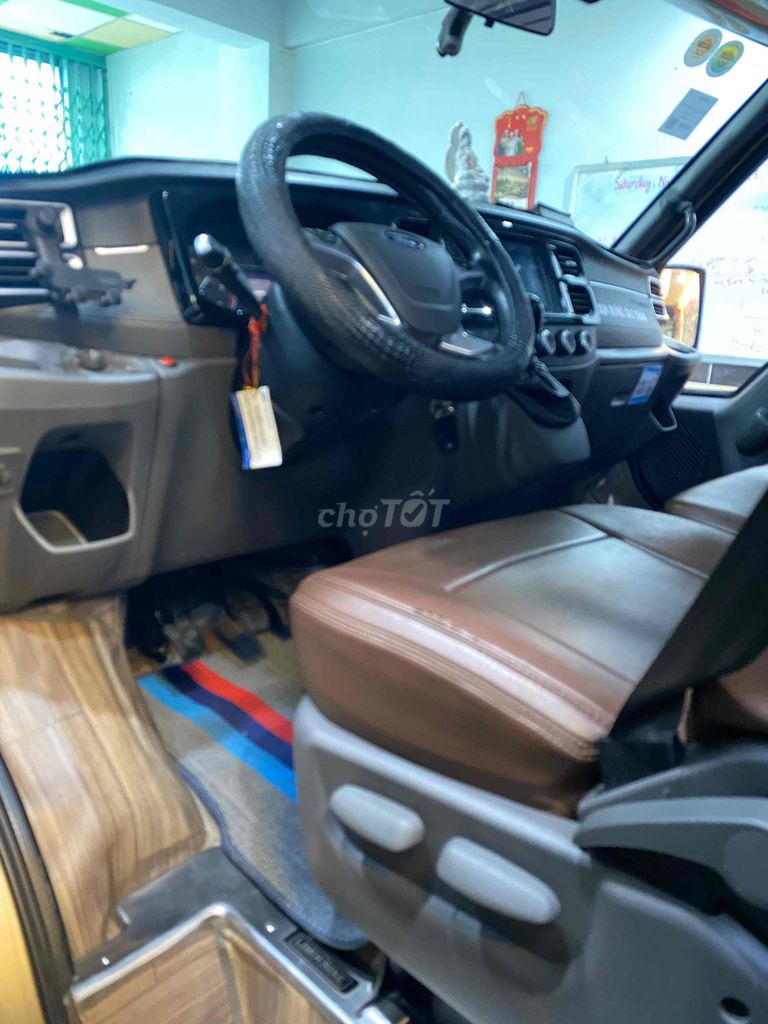 Ford Transit 2023 Tiêu chuẩn - 100000 km ( xe đẹp. Mua bán Ô tô tại Quận Tân Phú Tp Hồ Chí Minh được đăng bởi võ văn huyền hình 11