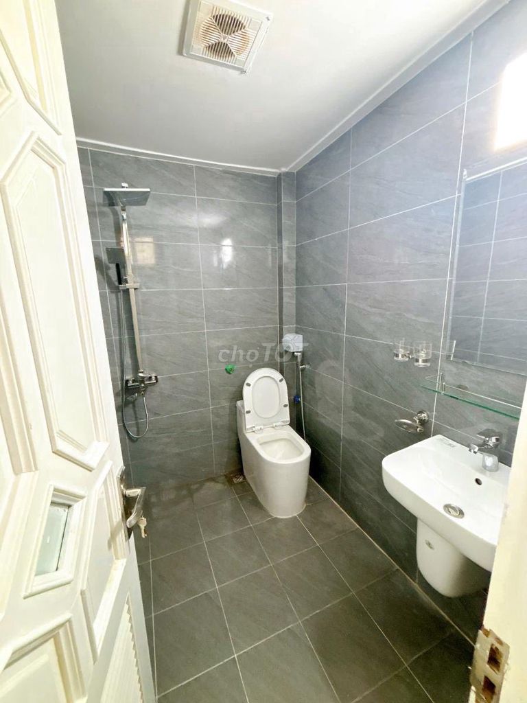BÁN NHÀ Ở QUAN HOA - RỘNG 48M2 - OTO QUA NHÀ - NGÕ THÔNG - NHÀ LÔ GÓC. Mua bán nhà ở tại Quận Cầu Giấy Hà Nội được đăng bởi Nguyễn Việt Anh hình 4