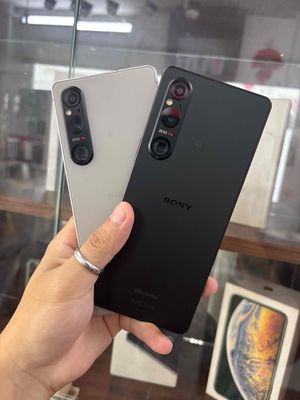 Sony Xperia 1 Mark V (1 mark 5) nguyên zin. Mua bán Điện thoại tại Quận Thanh Xuân Hà Nội được đăng bởi Khương Quỳnh