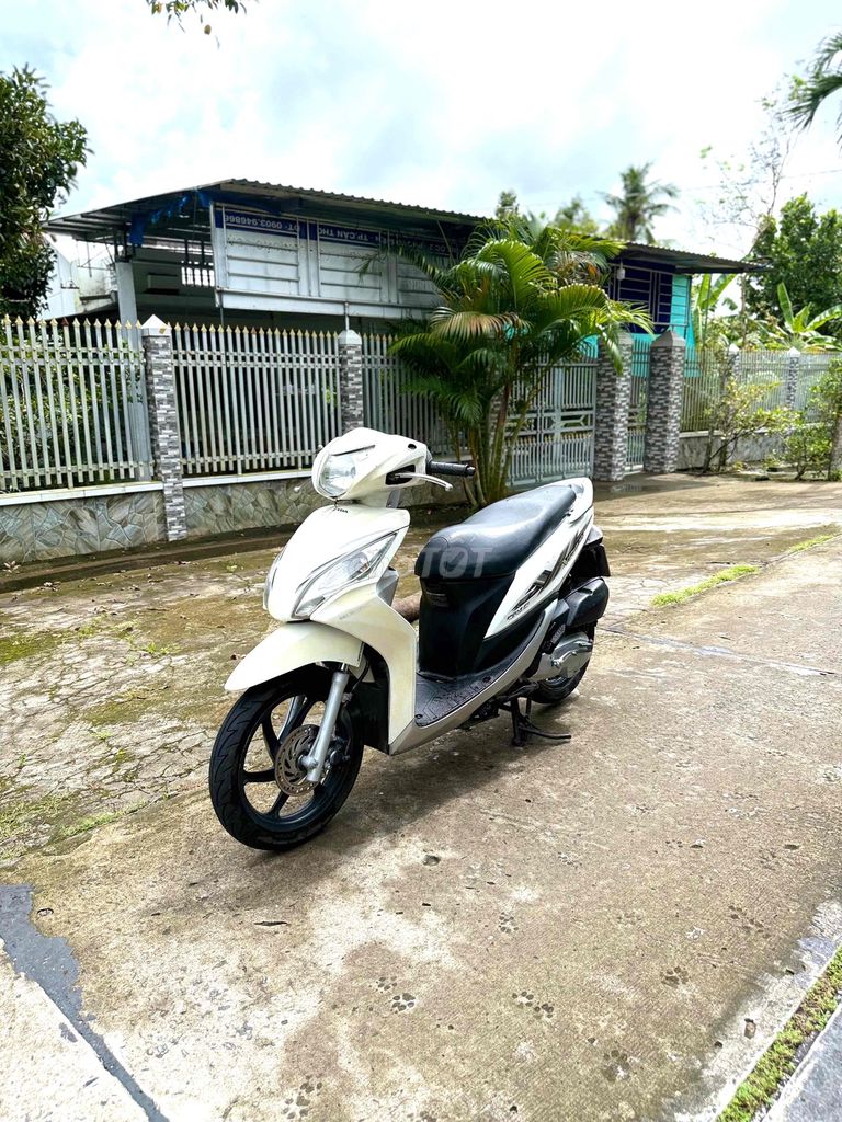 -Em Bán Honda Vision Fi Đk 2012 Máy Zin Êm Ấm. Mua bán Xe máy tại Huyện Phong Điền Cần Thơ được đăng bởi Danh Hà hình 2