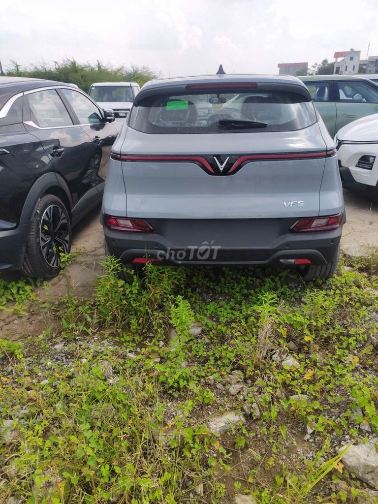 Vinfast VF5 2025 MÀU XÁM XI MĂNG SẴN XE HỒ SƠ. Mua bán Xe điện tại Huyện Thường Tín Hà Nội được đăng bởi Nguyễn Tín hình 3