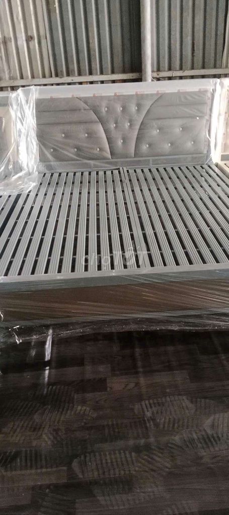 Giường sắt Xám Giao hàng miễn phí. Mua bán Giường, chăn ga gối nệm tại Thành phố Vĩnh Long Vĩnh Long được đăng bởi Thợ Nội Thất hình 1