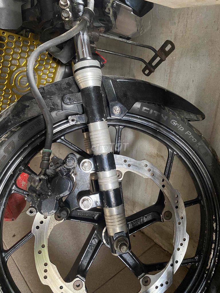 vỏ Phuộc phay satria. Mua bán Phụ tùng xe tại Thành phố Sóc Trăng Sóc Trăng được đăng bởi TTT hình 2