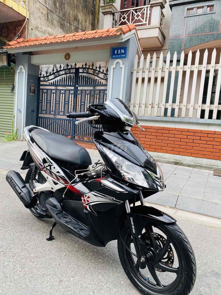 Ablet 110Fi đời 2010 lên phom AB thái. Mua bán Xe máy tại Thành phố Hải Dương Hải Dương được đăng bởi Manh Vân Xe Máy  hình 5