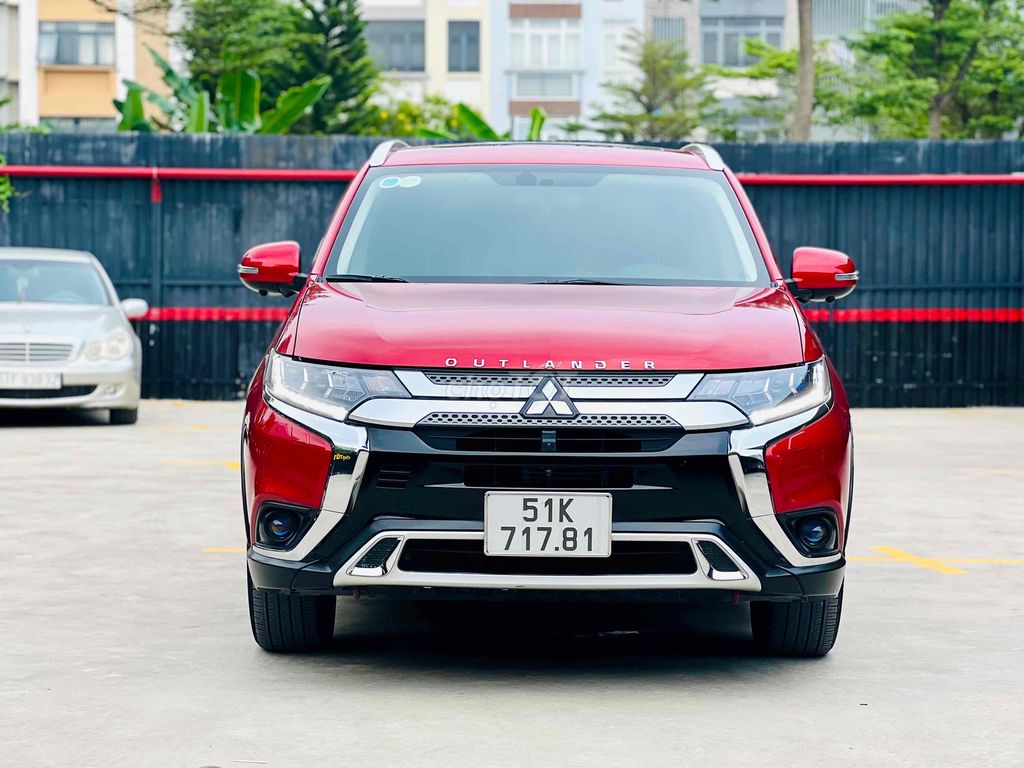 Mitsubishi Outlander 2.0 Pre 2020 Mới Chạy 3v9 Km