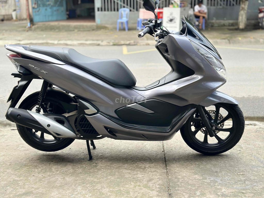 HONDA PCX 125 .XE CHÍNH CHỦ CÔNG CHỨNG-CÒN MỚI 95%. Mua bán Xe máy tại Thành phố Thủ Đức Tp Hồ Chí Minh được đăng bởi Xe máy Anh Thư hình 4