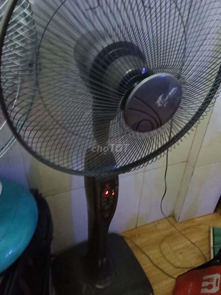 Quạt cao dophin. Mua bán Quạt tại Quận Bình Thạnh Tp Hồ Chí Minh được đăng bởi Văn Duy La hình 3