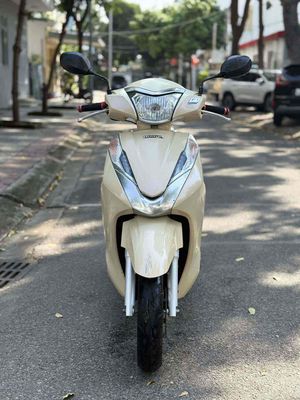 Bán Lead 2017 Xe Zin. Mua bán Xe máy tại Thành phố Vũng Tàu Bà Rịa - Vũng Tàu được đăng bởi Nam Hee