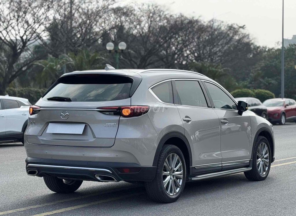 Mazda CX8 2023 2.5L Premium 2WD 21000 km. Mua bán Ô tô tại Quận Long Biên Hà Nội được đăng bởi Trang Gala hình 4