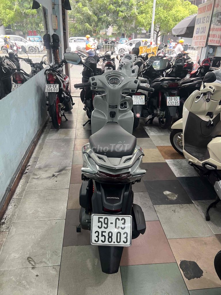 mới về vision màu xi măng mới như thùng nhe ac oi. Mua bán Xe máy tại Quận Phú Nhuận Tp Hồ Chí Minh được đăng bởi CuBi Thanh Sơn hình 6