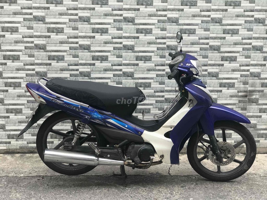 SYM Elegant 50 куб. см. Ученикам, идущим в школу, нужен гибридный диплом