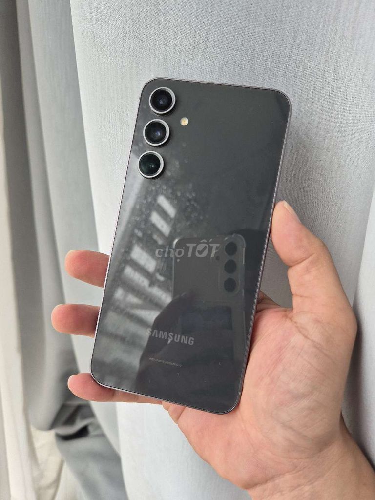 Samsung S23 FE 256GB. Mua bán Điện thoại tại Quận 8 Tp Hồ Chí Minh được đăng bởi Phan Minh Tân hình 1