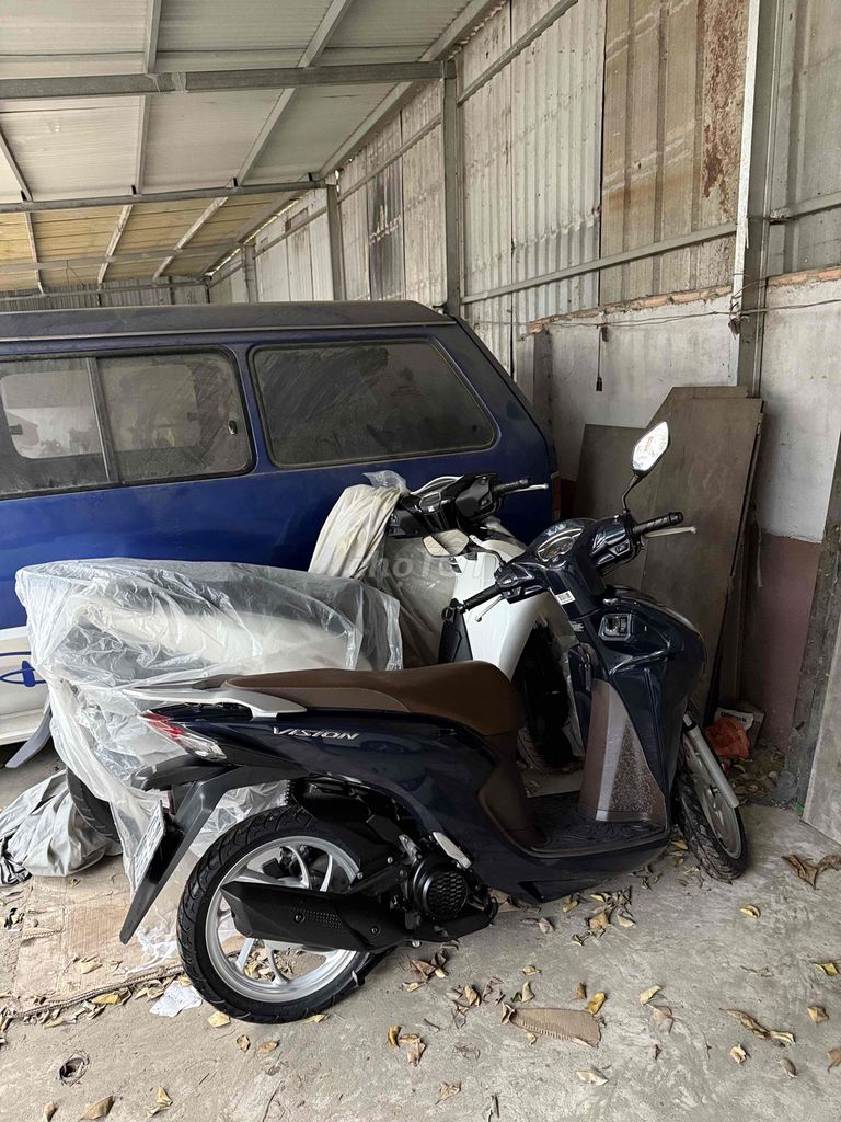 Honda Vision 2023 Xanh đen 24.730 km