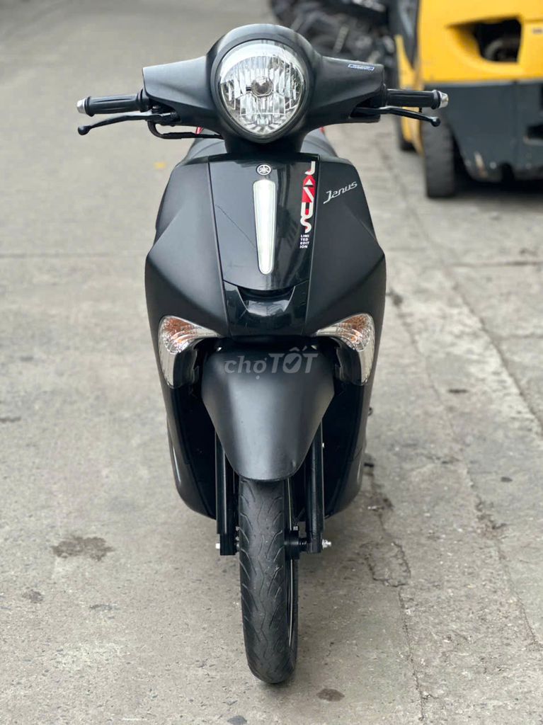 Cấn bán Janus khóa smartkey cực mới rất đẹp. Mua bán Xe máy tại Quận Nam Từ Liêm Hà Nội được đăng bởi E Hằng hình 1