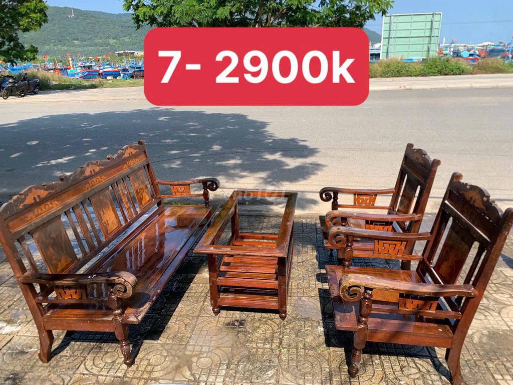 Bộ bàn ghế gỗ cổ điển thanh lý. Dịch vụ dọn dẹp nhà tại Quận Sơn Trà Đà Nẵng được đăng bởi THẾ GIỚI ĐỒ CŨ ĐÀ NẴNG hình 1