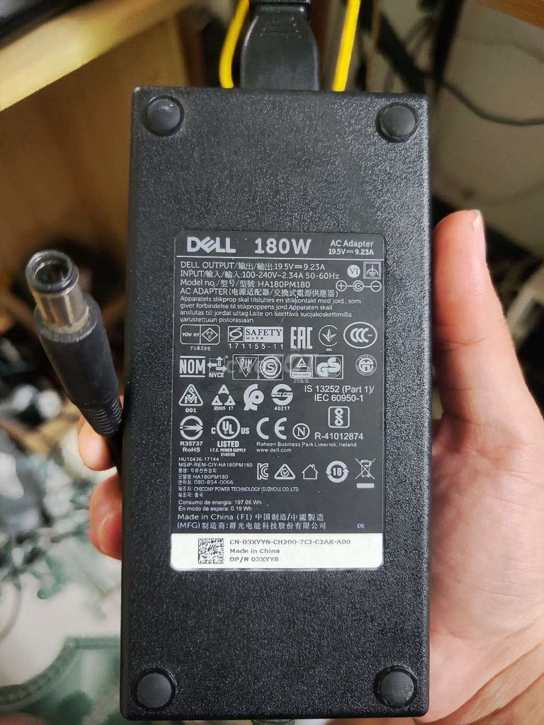 Sạc dell 180w chính hãng bóc máy dell precision . Mua bán Phụ kiện (Màn hình, Chuột...) tại Quận Hai Bà Trưng Hà Nội được đăng bởi Hiếu  hình 1