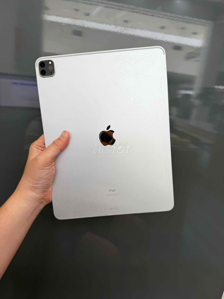 iPad Pro M1 12.9 inch 128GB Wifi Bạc Pin 85 98%. Mua bán Máy tính bảng tại Quận Ninh Kiều Cần Thơ được đăng bởi Quý Mobile Cần thơ hình 1