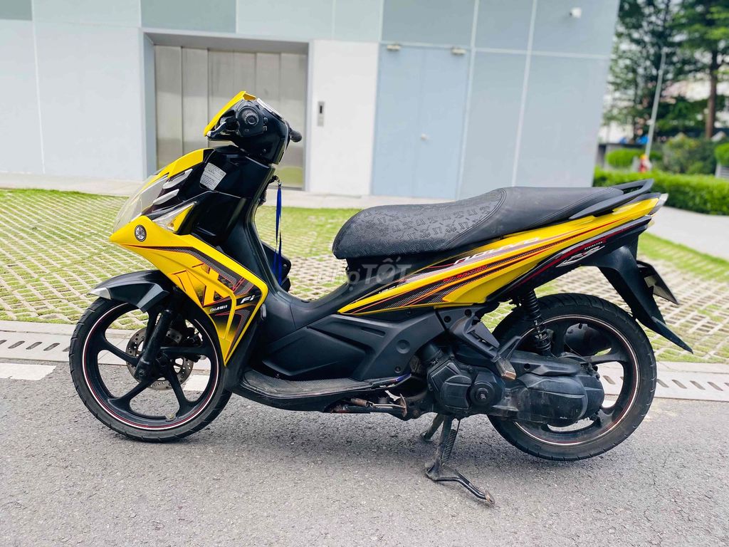 Yamaha Nouvo 5 Vàng đen. Mua bán Xe máy tại Quận 12 Tp Hồ Chí Minh được đăng bởi Luật hình 3