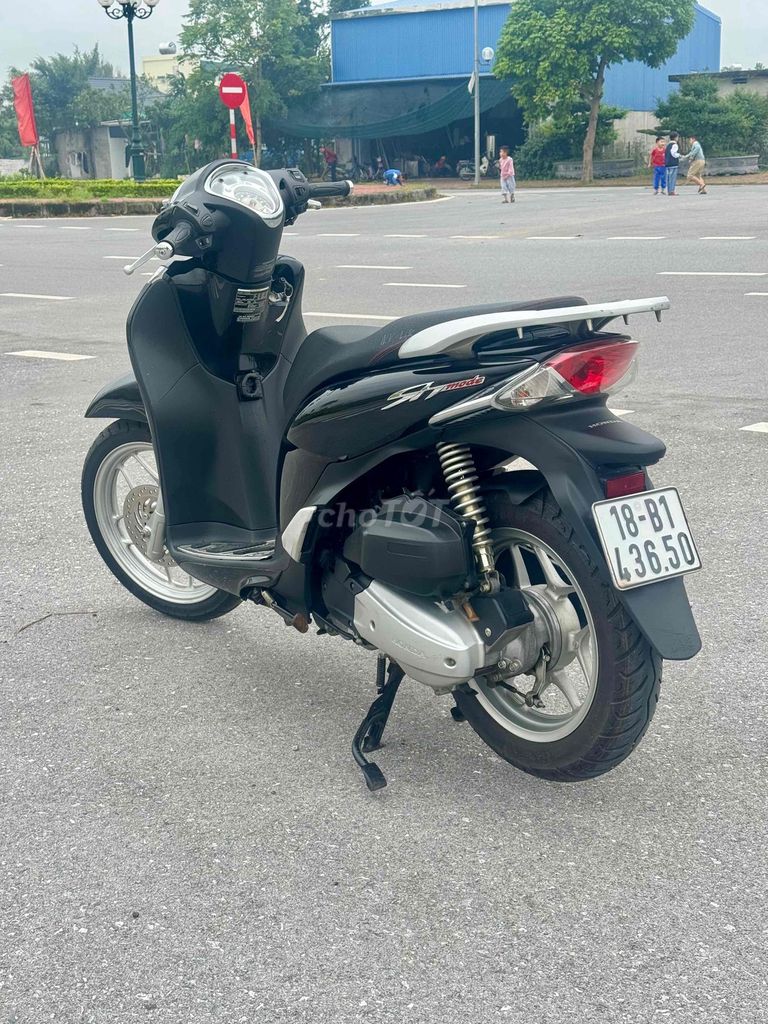 sh 125cc hàng siêu cọp. Mua bán Xe máy tại Thành phố Nam Định Nam Định được đăng bởi  long việt  hình 5