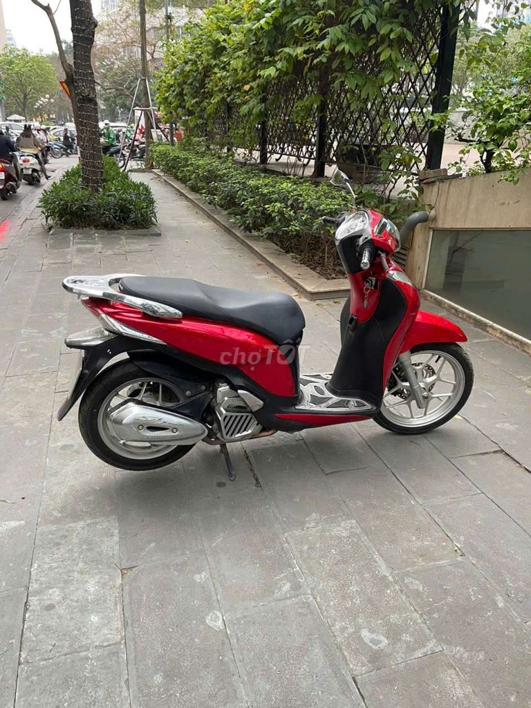 Sh mode xe đẹp chính chủ biển Hà Nội. Mua bán Xe máy tại Quận Ba Đình Hà Nội được đăng bởi Hoàng  hình 3