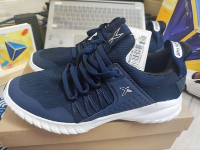Size 39 40 41, Bitis Hunter X Navy, mới, còn tem. Mua bán Giày dép tại Quận Bình Tân Tp Hồ Chí Minh được đăng bởi Tui nè