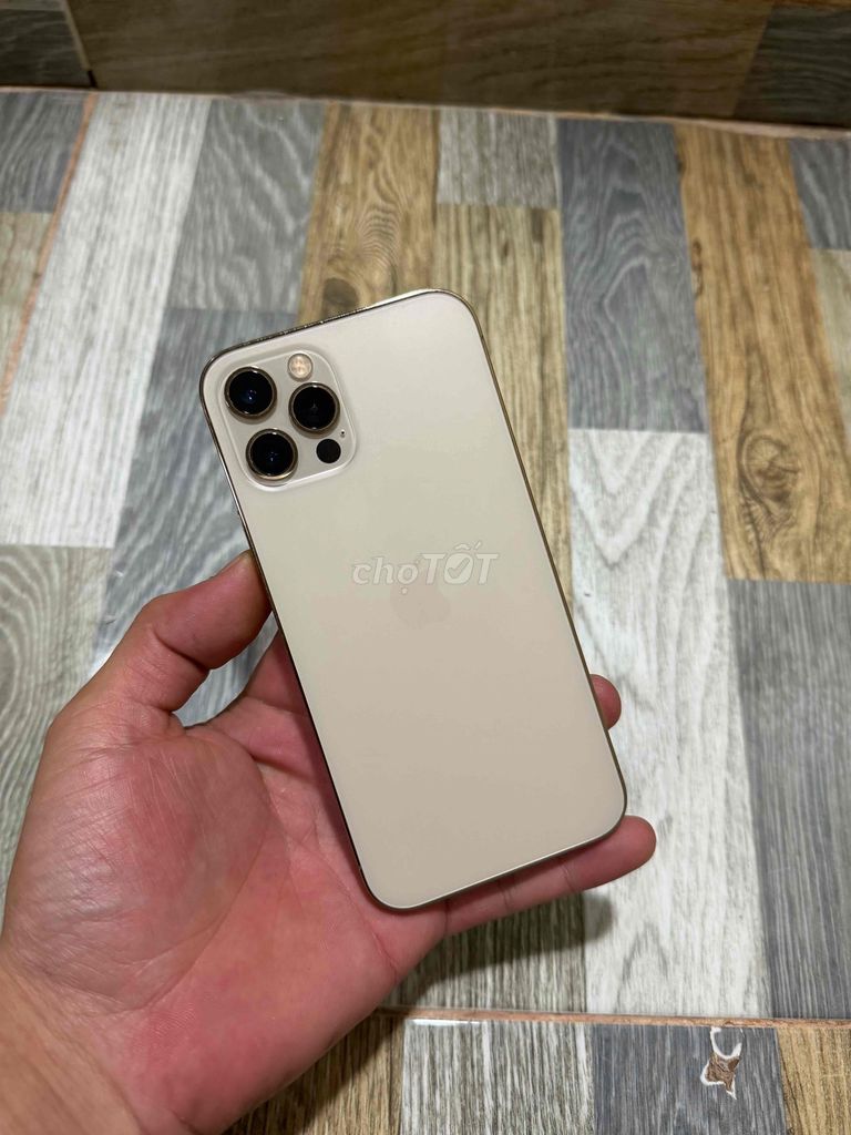 iPhone 12 Pro 128GB Vàng Quốc tế. Mua bán Điện thoại tại Thành phố Đà Lạt Lâm Đồng được đăng bởi LỘC ĐÀ LẠT hình 1