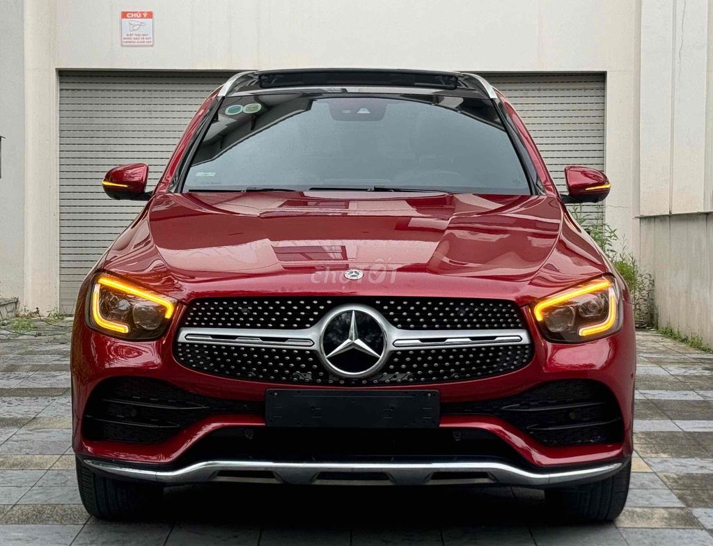 Mercedes Benz GLC 2021 300 4MATIC - 49000 km