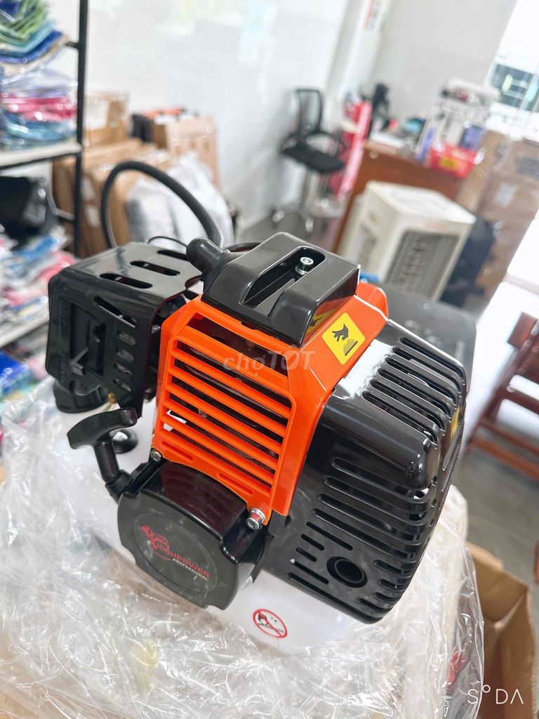 Máy cắt cỏ mới 100/%. Mua bán Đồ chuyên dụng, Giống nuôi trồng tại Huyện Bình Chánh Tp Hồ Chí Minh được đăng bởi Minh hoàng hình 1