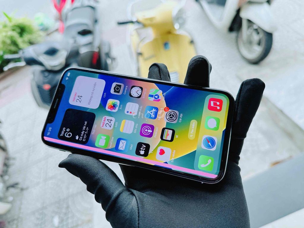 iPhone X 64G quốc tế màu trắng màn sọc giá iuuu. Mua bán Điện thoại tại Quận Hải Châu Đà Nẵng được đăng bởi TUẤN LUXURY MOBILE ĐÀ NẴNG hình 1