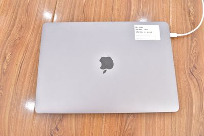 Macbook Pro2020 i5 ram16 ssd512. Mua bán Laptop tại Quận Tân Bình Tp Hồ Chí Minh được đăng bởi Quang Long