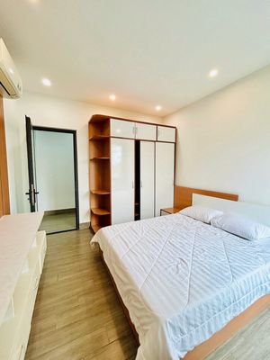 Rent · 6 bd · 180 м² · Quận Ngũ Hành Sơn, ул. Đường Nguyễn Khắc Viện