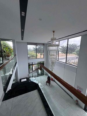 Аренда · 11 комн. · 300 м² · Quận Cẩm Lệ, ул. Nguyễn Đình Thi
