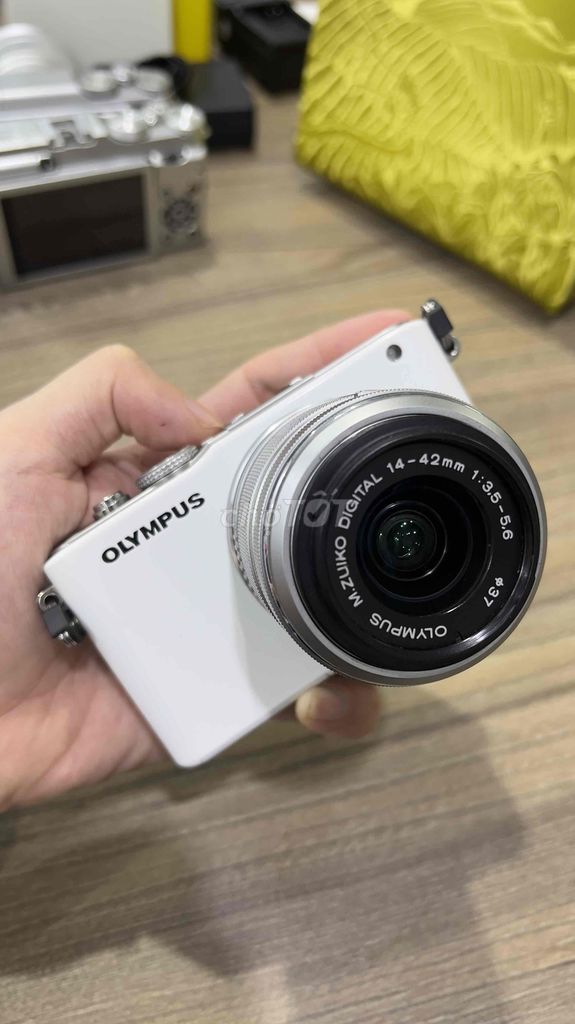 Olympus E-PL3 + Kit 14-42 ! Màu Trắng