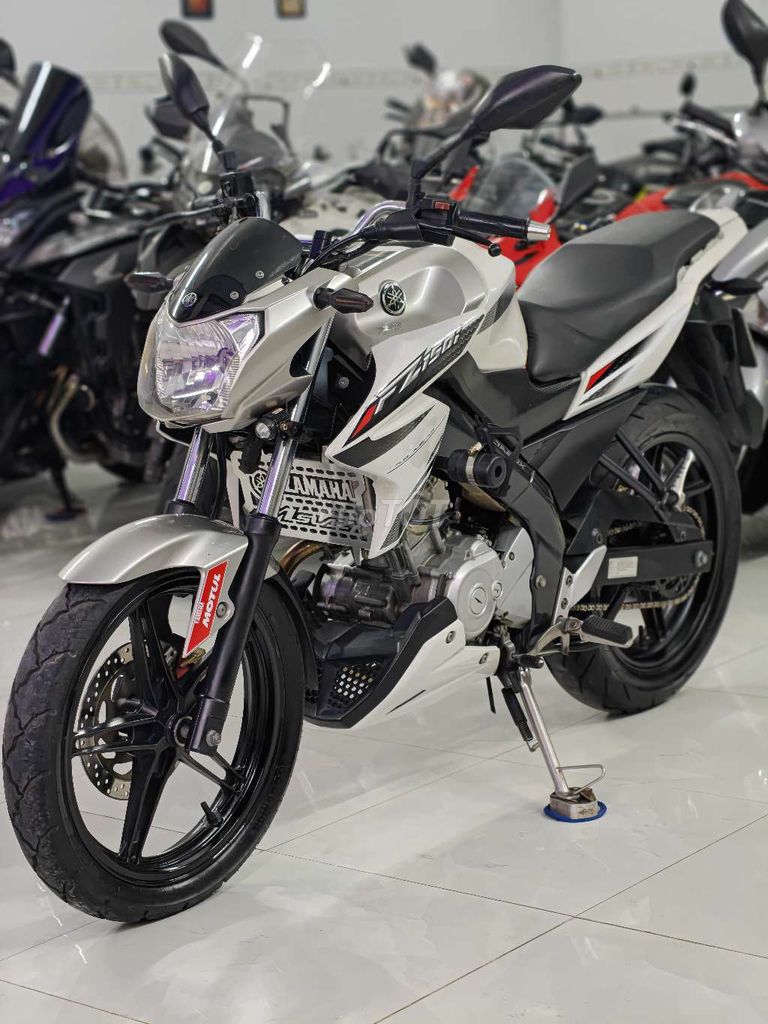 Fz150i bssg đk 2015 xe đẹp máy zin bao công chứng. Mua bán Xe máy tại Huyện Bình Chánh Tp Hồ Chí Minh được đăng bởi Đông Moto Bình chánh  hình 2