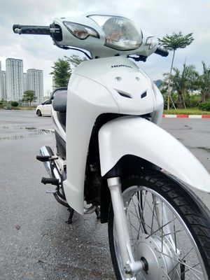 HONDA WAVE ALPHA 100cc trắng mới 93% máy zin