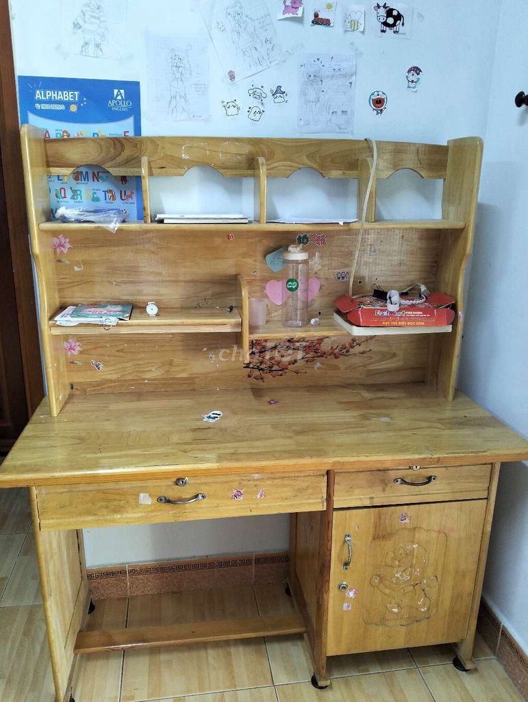 Bàn học sinh Gỗ Vàng gỗ 1m2. Mua bán Bàn ghế tại Thành phố Bà Rịa Bà Rịa - Vũng Tàu được đăng bởi Bari hình 1
