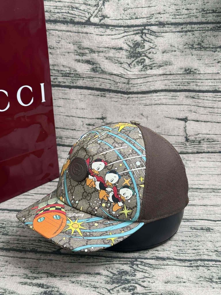 Nón Gucci Dysney likenew 98%. Mua bán Phụ kiện thời trang khác tại Thành phố Phan Rang-Tháp Chàm Ninh Thuận được đăng bởi Leo hình 1