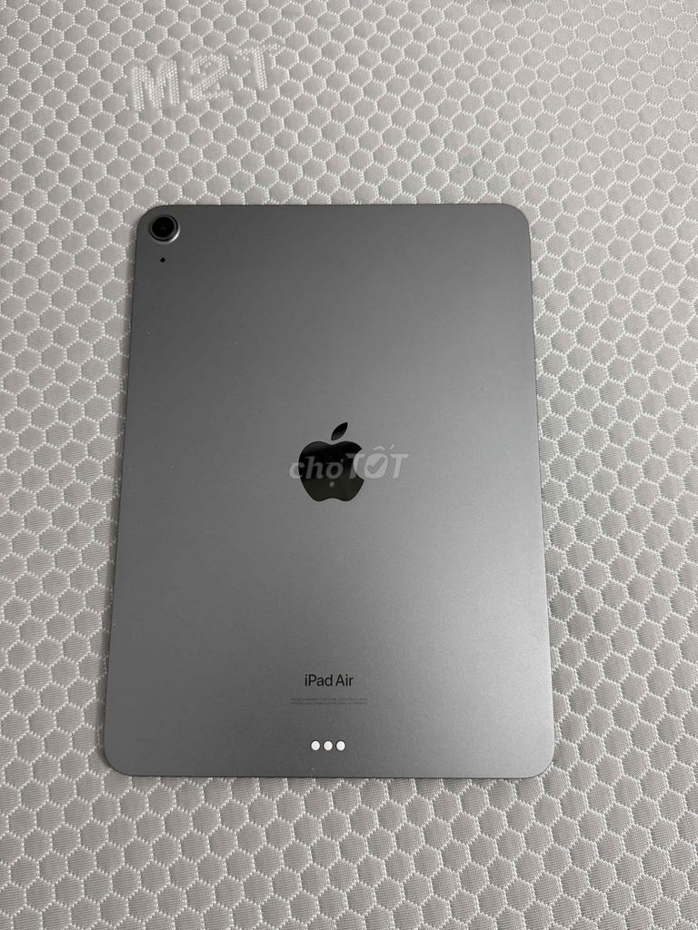Apple iPad Air 5 M1 64GB Xám Wifi. Mua bán Máy tính bảng tại Quận Cái Răng Cần Thơ được đăng bởi võ thái hình 1