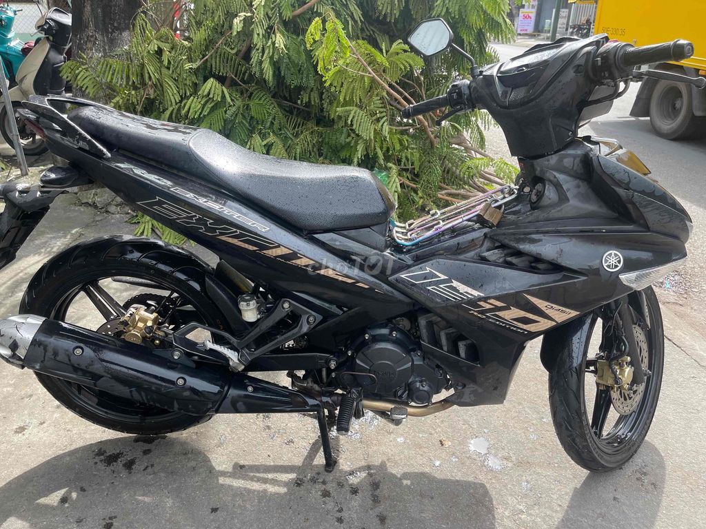 ex 150 máy zin êm nồi mạnh , giấy tờ đầy đủ. Mua bán Xe máy tại Thành phố Dĩ An Bình Dương được đăng bởi kha nguyen  hình 2