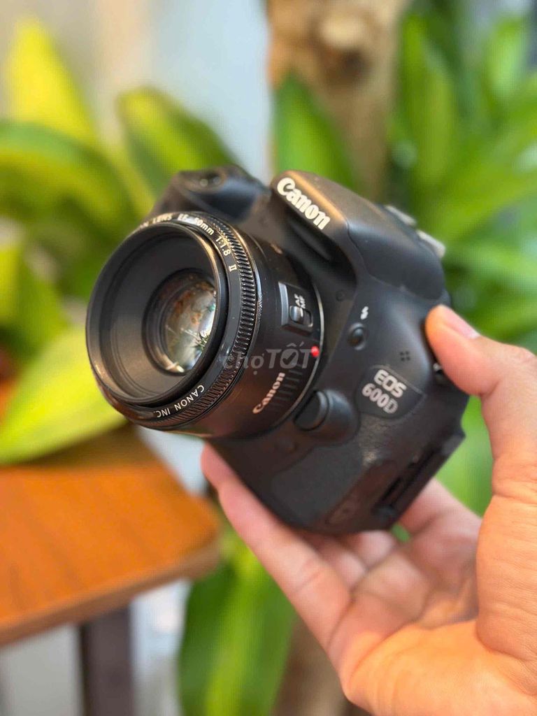 Máy ảnh Canon EOS 600D. Mua bán Máy ảnh, Máy quay tại Quận Gò Vấp Tp Hồ Chí Minh được đăng bởi phong hình 1
