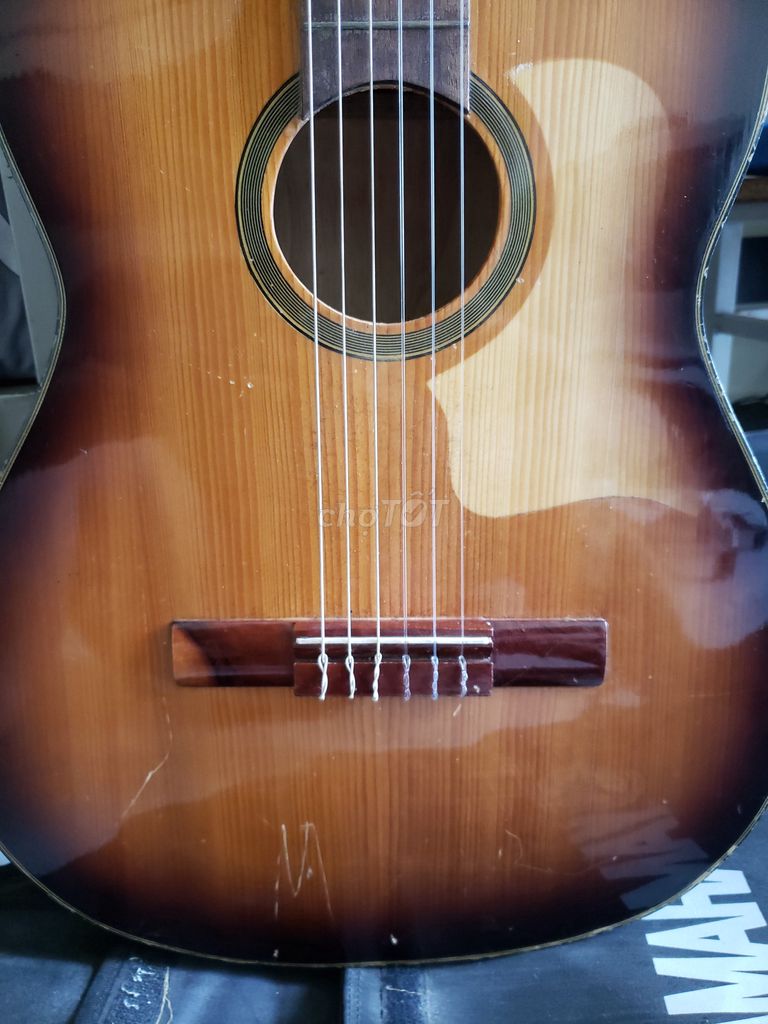 Thanh lý đàn Guitar Classic giá rẻ