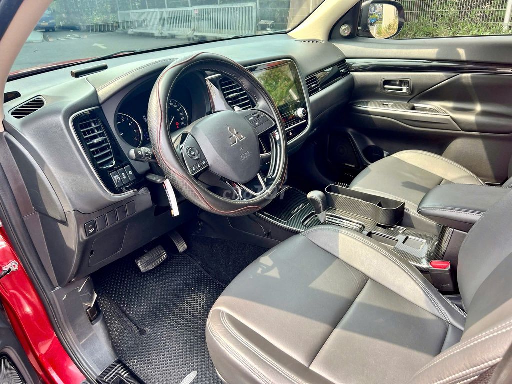 Mitsubishi Outlander 2020 2.0 CVT PHỤ KIỆN FULL XE. Mua bán Ô tô tại Quận 12 Tp Hồ Chí Minh được đăng bởi XE MỚI VÀ QUA SỬ DỤNG CHÍNH HÃNG hình 14