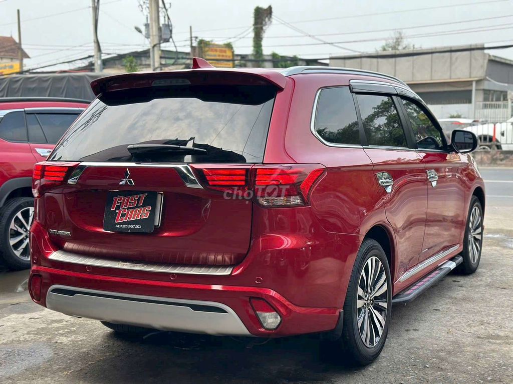 Mitsubishi Outlander 2022 2.0CVT,màu đỏ,24.000nkm. Mua bán Ô tô tại Quận Bình Tân Tp Hồ Chí Minh được đăng bởi Son Do hình 6