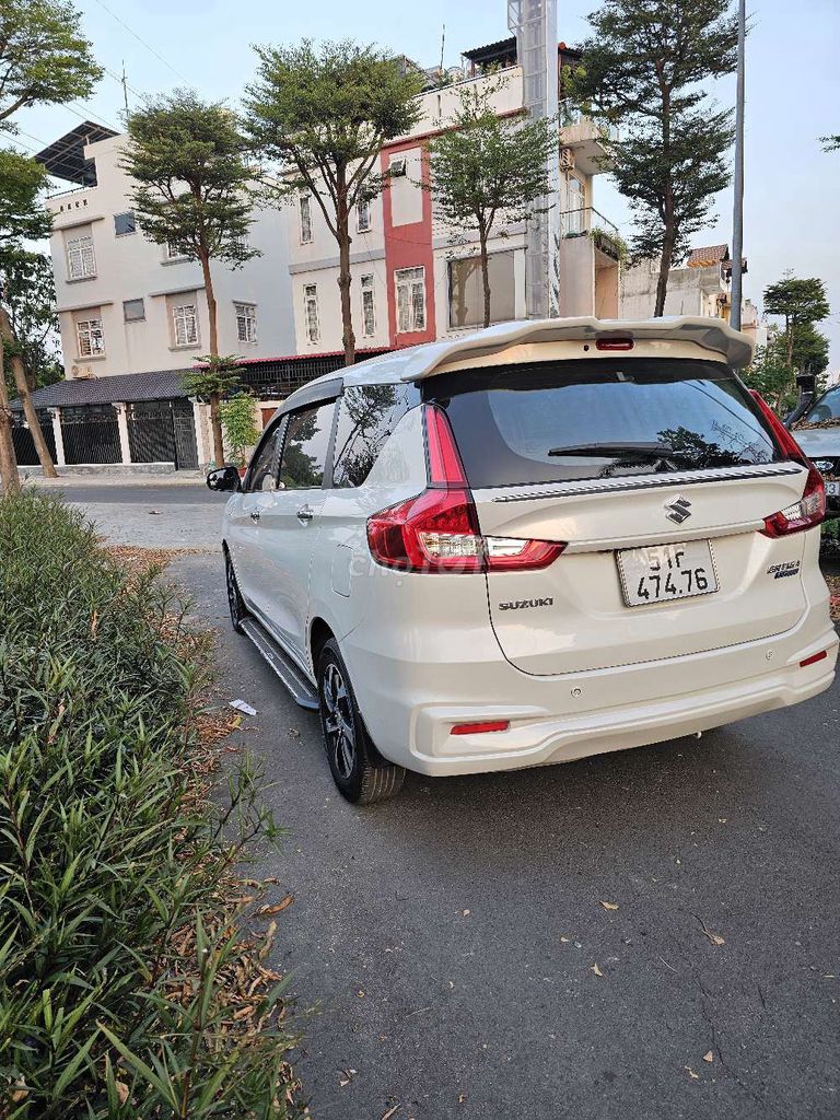 Suzuki Ertiga Hybrid 2022 Trắng