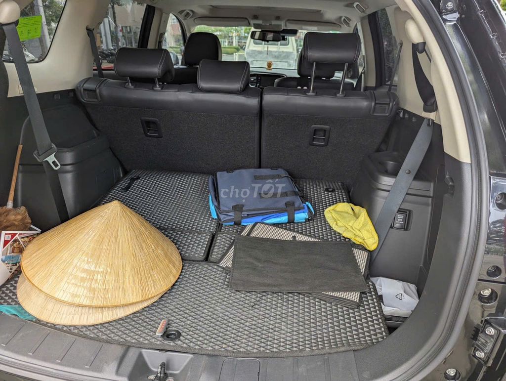 Bán xe Mitsubishi Outlander HCM. Mua bán Ô tô tại Quận 12 Tp Hồ Chí Minh được đăng bởi Linh Nguyen hình 7