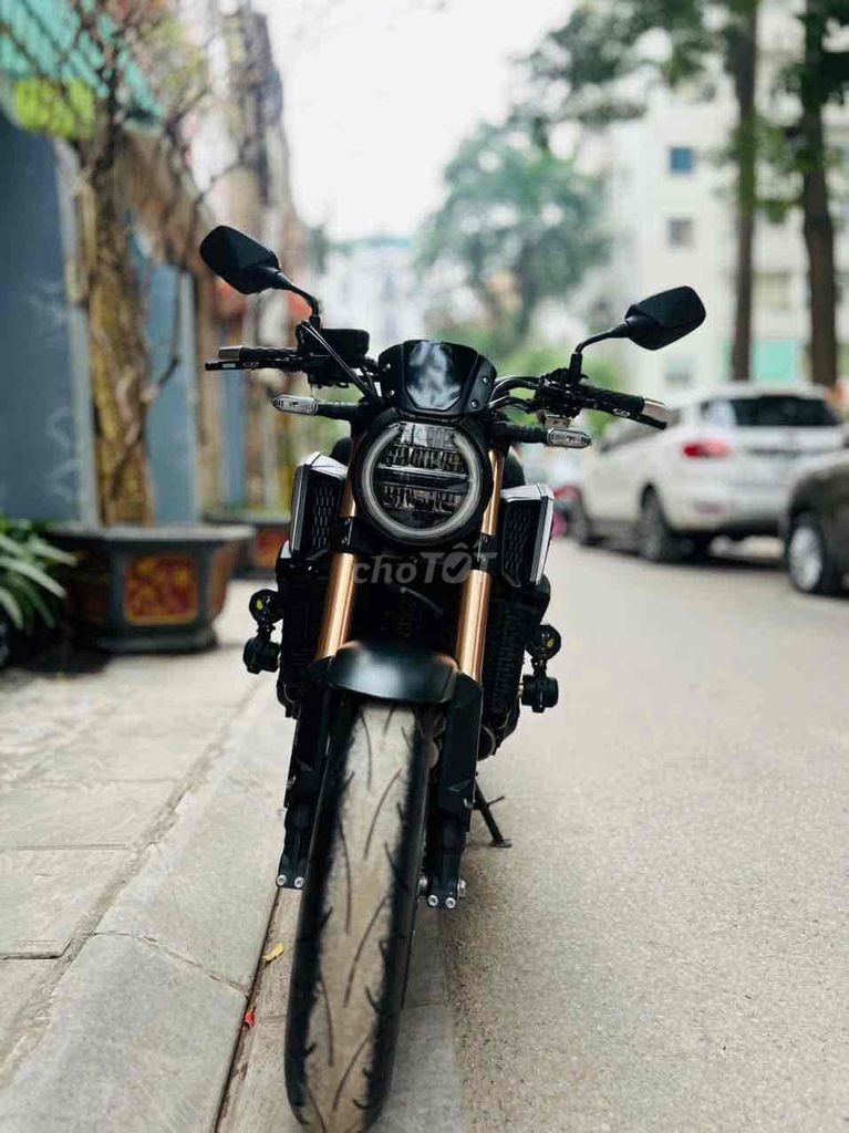 HONDA CB 650R abs motor pkl Xe lướt như mới bs29. Mua bán Xe máy tại Quận Cầu Giấy Hà Nội được đăng bởi Tong motor xe may hình 3