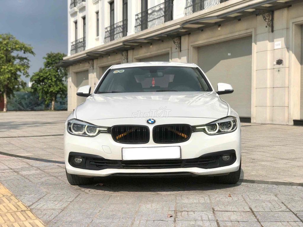 BMW 3 Series 2015 320i - 82000 km máy b48. Mua bán Ô tô tại Quận Gò Vấp Tp Hồ Chí Minh được đăng bởi nguyễn quốc trinh hình 1